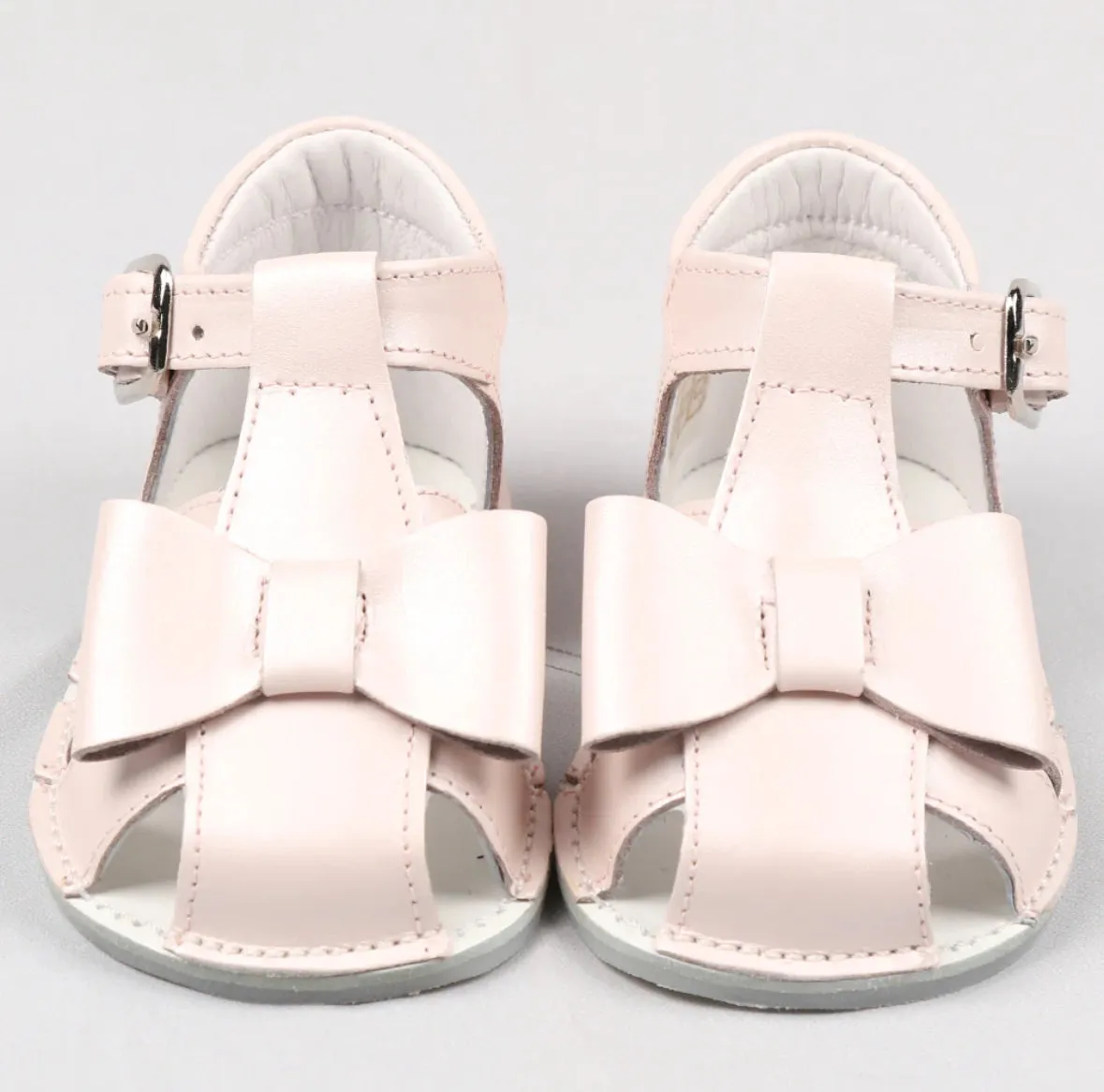 211077 Baby Girls Closed in Sandal Pink